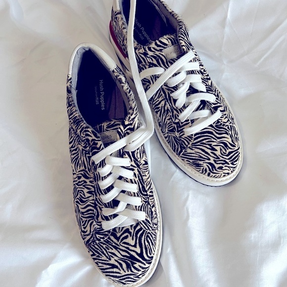 Hush puppy bounce plus animal printed hair,  calf design sneakers size 9 NEW - Picture 4 of 9